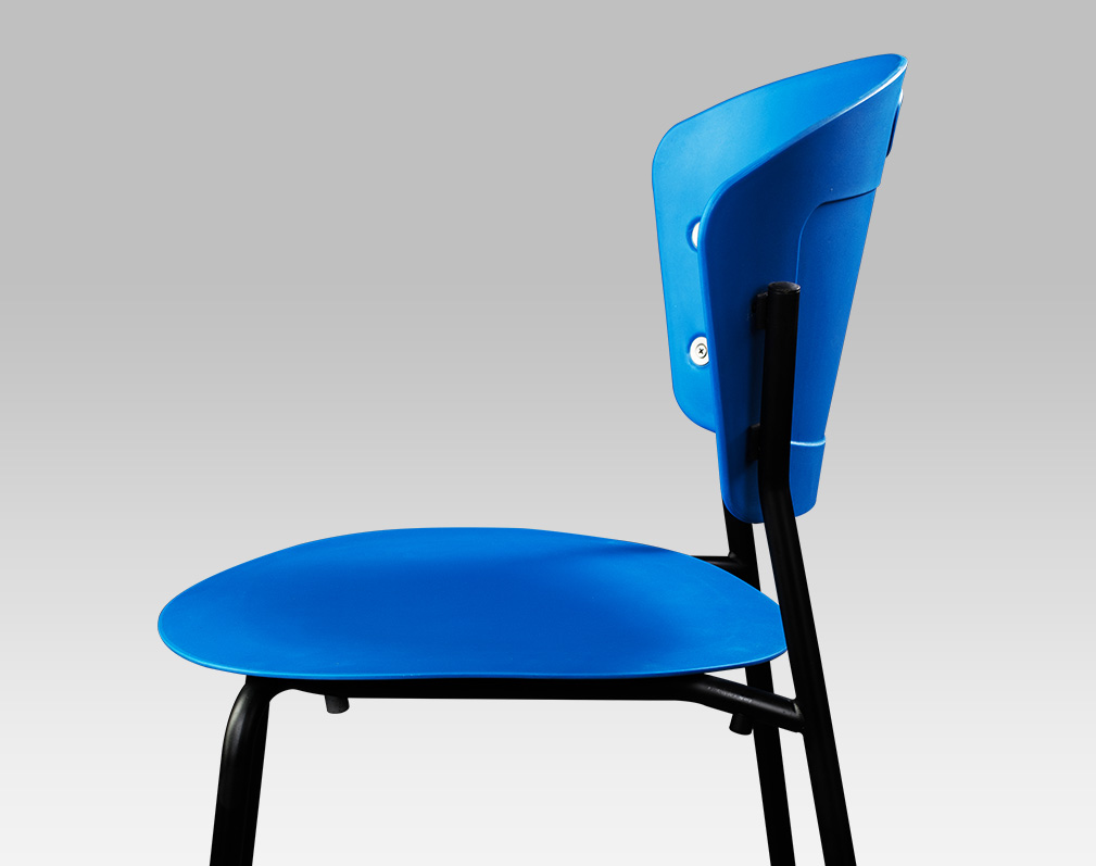 Cafeteria Chair Suppliers - Syona Roots Bakery Chair Manufacturers